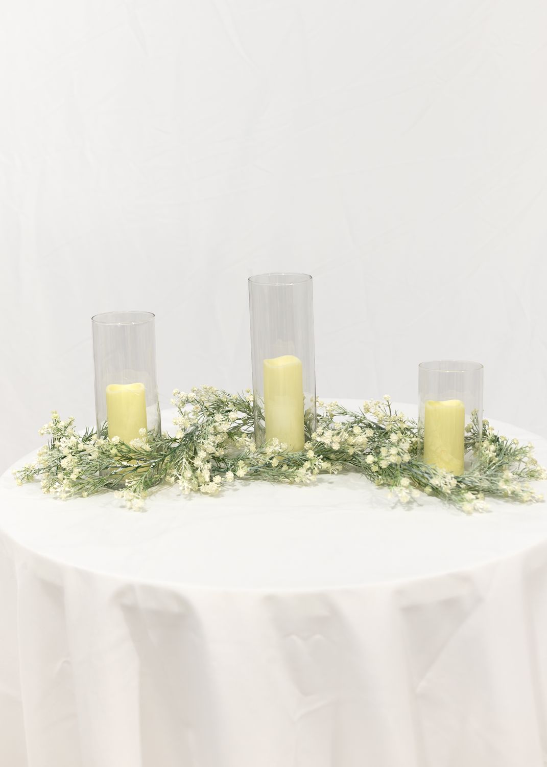 Universal Baby's Breath Vine (Rental)