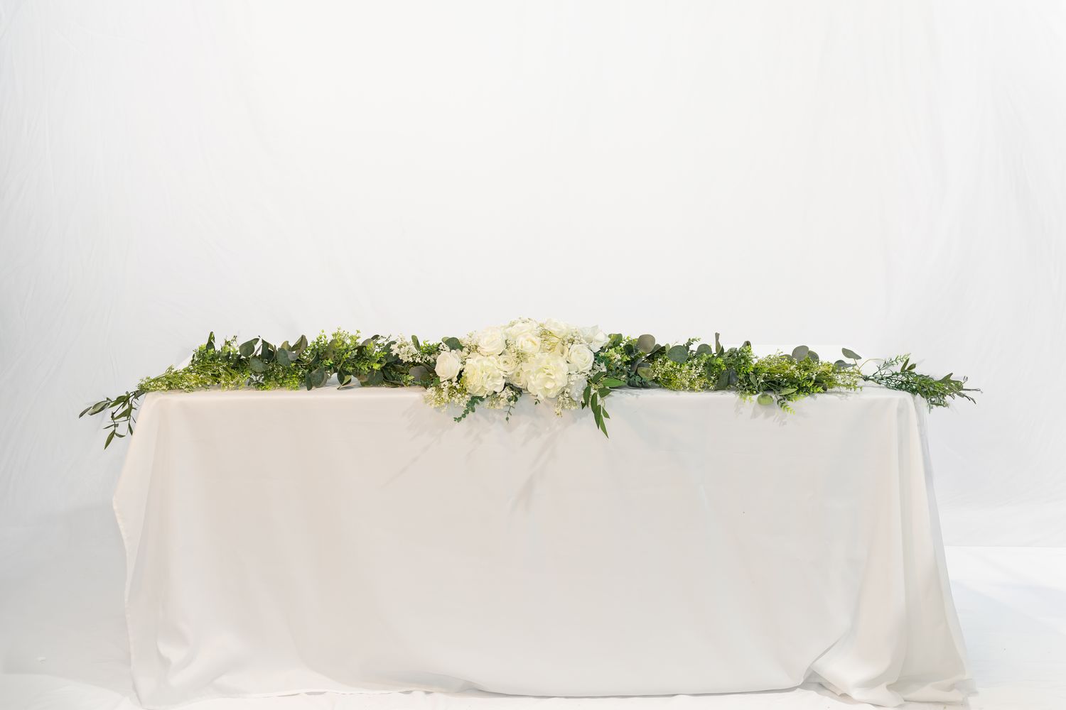 Pretty in Pink Table Runner (Rental)