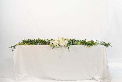 Heavenly Scent Table Runner (Rental)