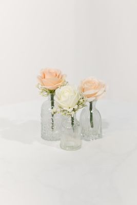 Blushing for You Mini Glass Vase (Set of 3 Rental)