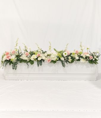 Pretty in Pink Flower Wall (Rental)