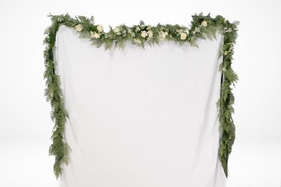 Blushing for You Door Garland (Rental)