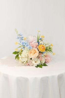 Garden Party Centerpiece No Vase (Rental)