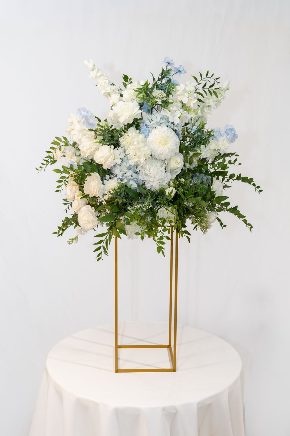 Little Touch of Blue Pillar Stand Centerpiece (Rental)