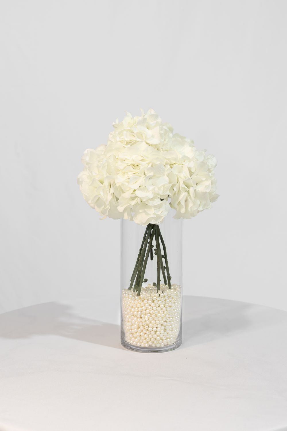 Universal Hydrangea &amp; Pearl Vase (Rental)