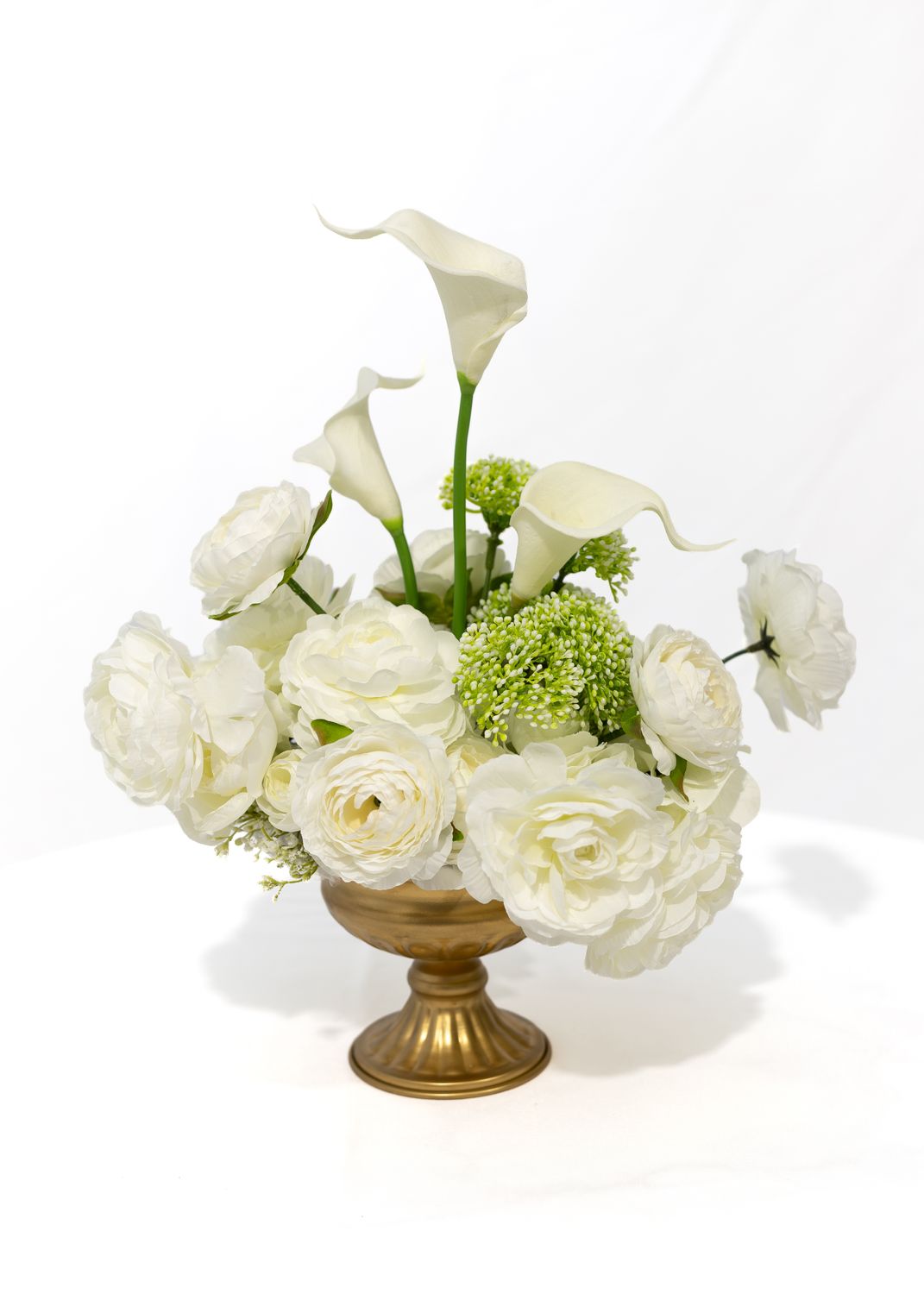 Everlasting Whispers Gold Petite Vase (Rental)