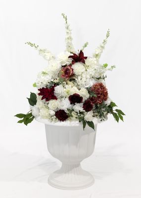 Sweet Merlot White Pot (Rental)
