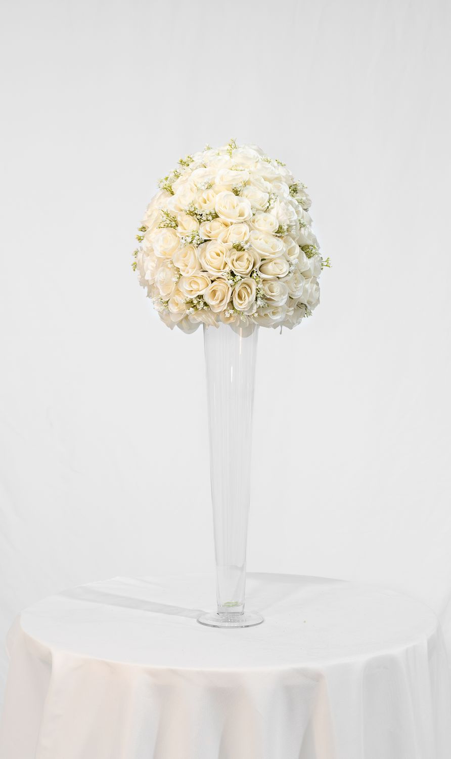 Simply Elegant Large Glass Vase Centerpiece (Rental)