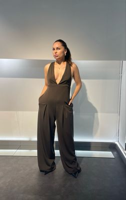 TUTA CON SCHIENA INCROCIATA