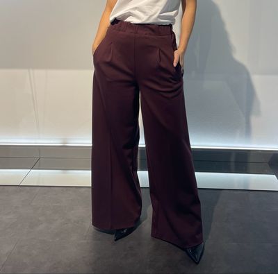 PANTALONE CON ELASTICO IN VITA