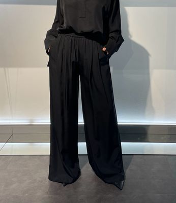 PANTALONE CON ELASTICO IN VITA