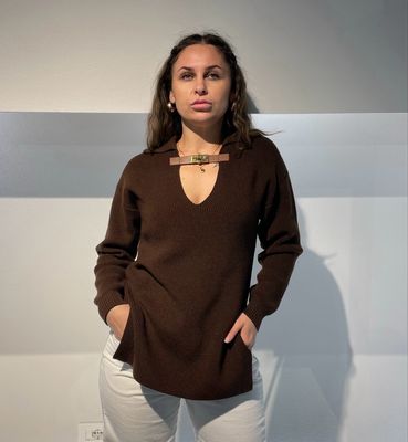 MAGLIA CON CINTURINO GIOIELLO