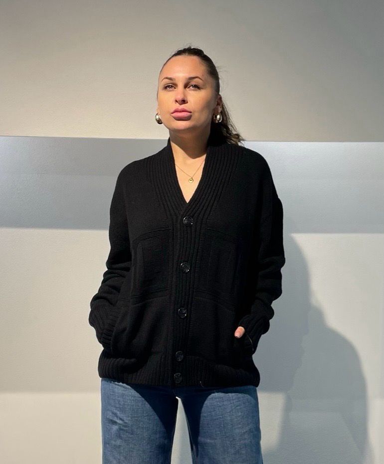 CARDIGAN CON BOTTONI E LOGO