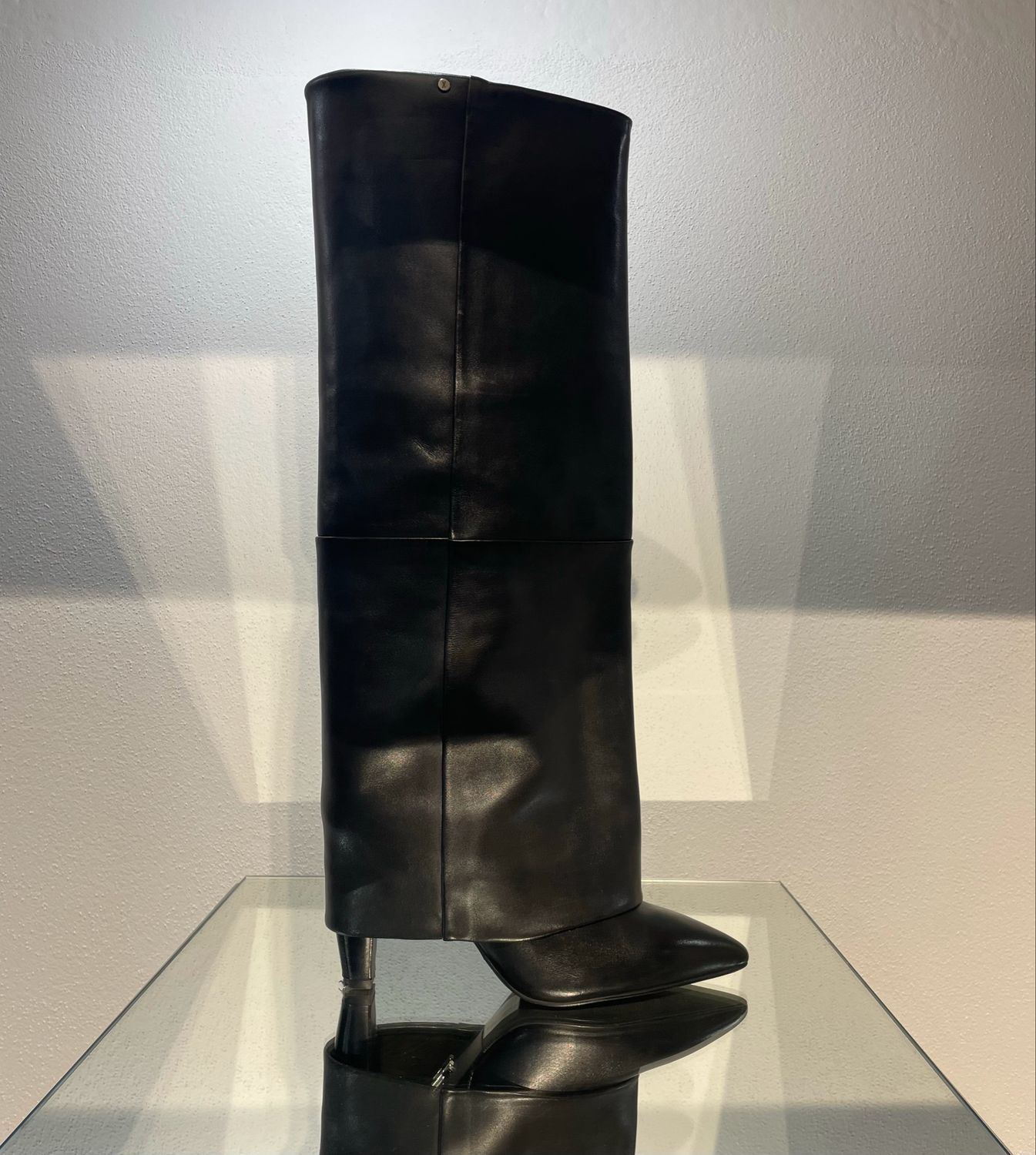 STIVALE IN PELLE CON TACCO