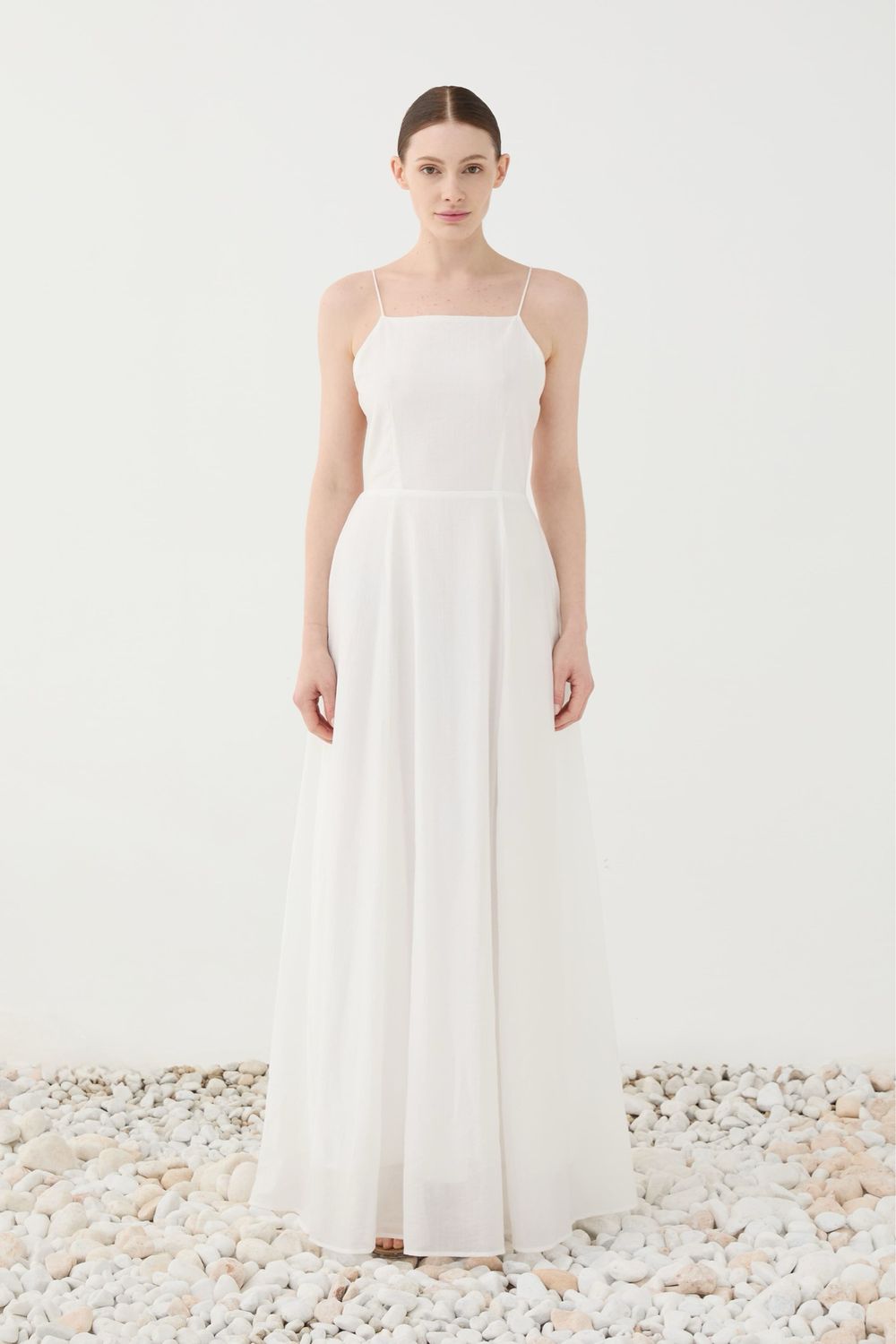 ABITO SCHIENA APERTA