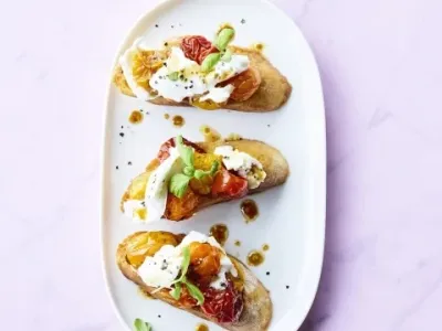 Bruchetta burrata &amp; asperge (V)