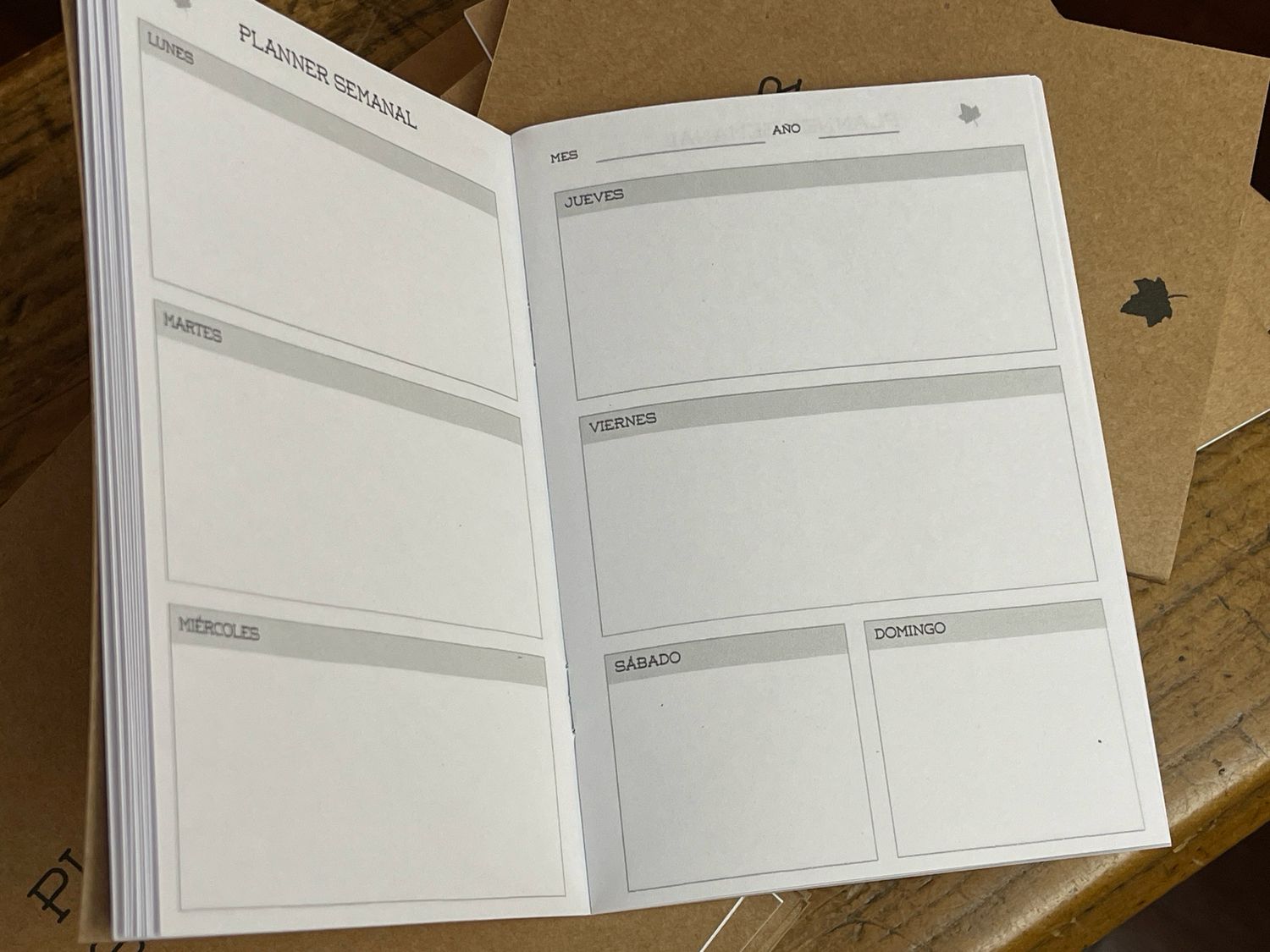 A6 Cuaderno Planner Semanal ( 15 cm x 21 cm )