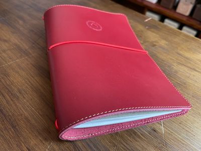 A5 - Tapa de cuero ROJA