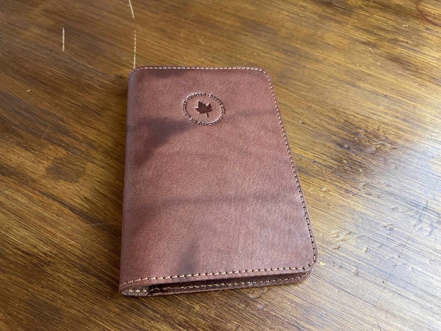 Porta pasaporte ÓXIDO RÚSTICO