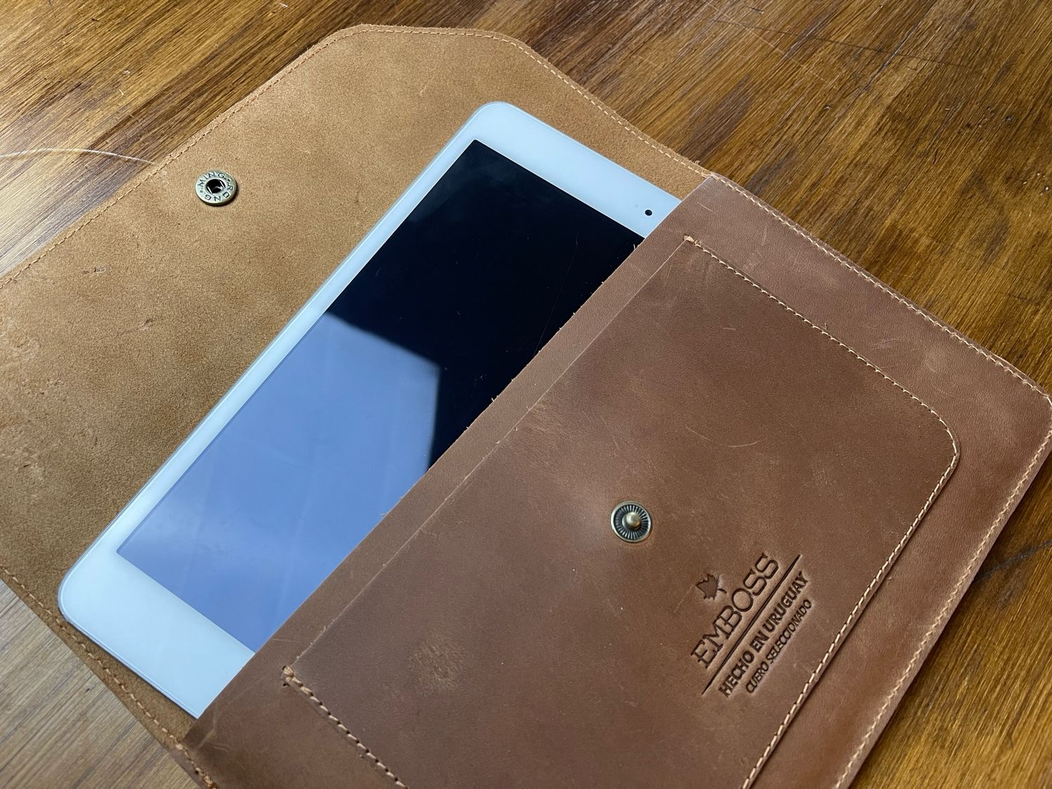 Estuche para tablet 23 cm x 16 cm