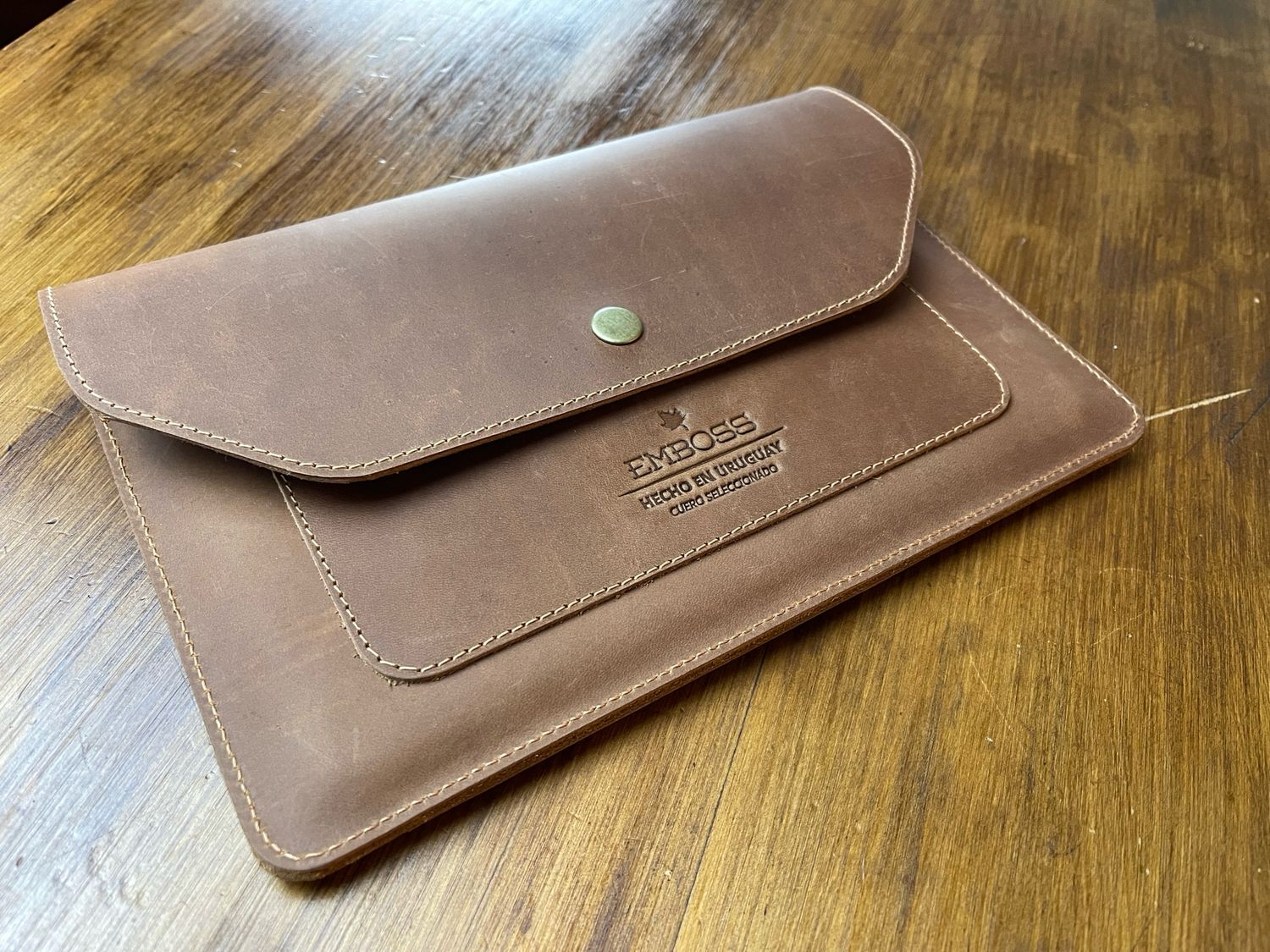 Estuche para tablet 23 cm x 16 cm