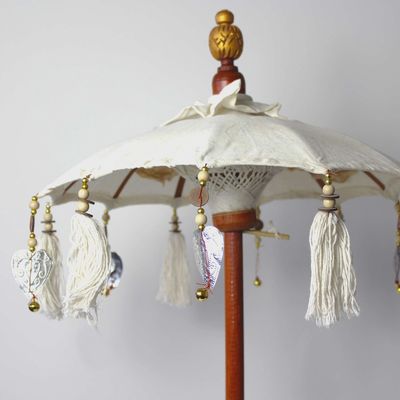 Balinese White Parasol