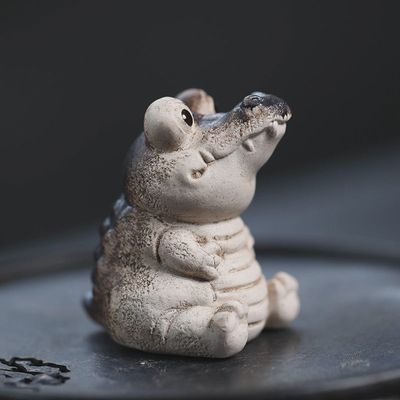 Sitting Crocodile Tea Pet