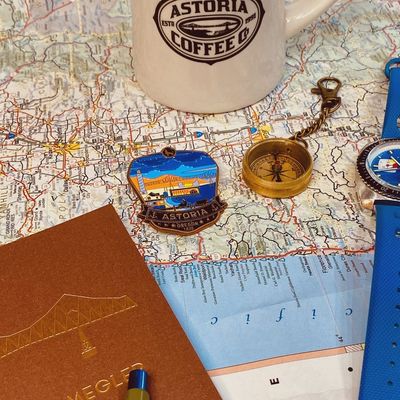 Astoria Enamel Magnet