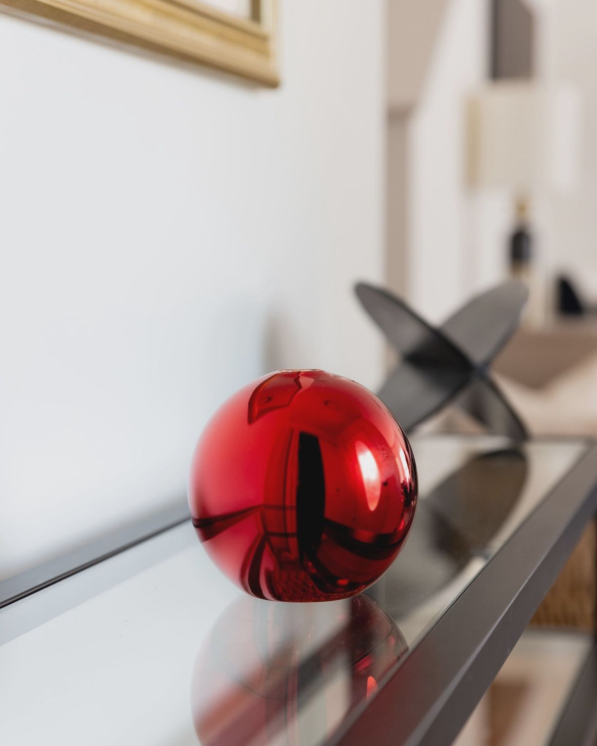 Metallic Neva Vase Red