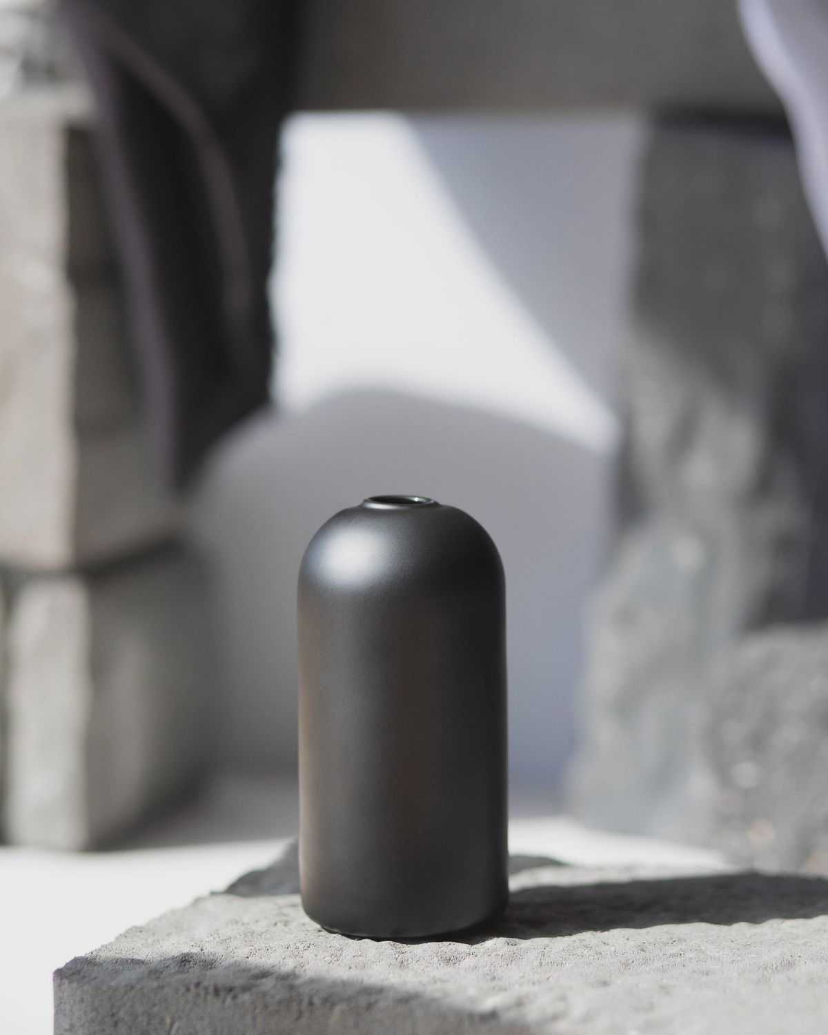 Wylie Matte Black Vase