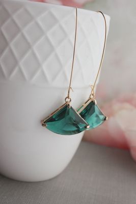 Emerald Green Glass Earrings