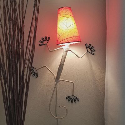 Gecko Wall Lamp Red
