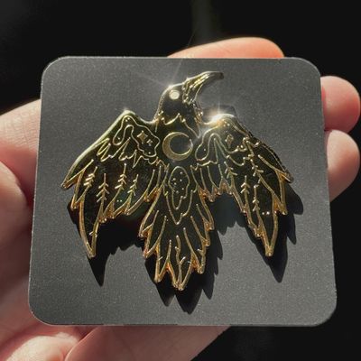 Halcyon Enamel Pin