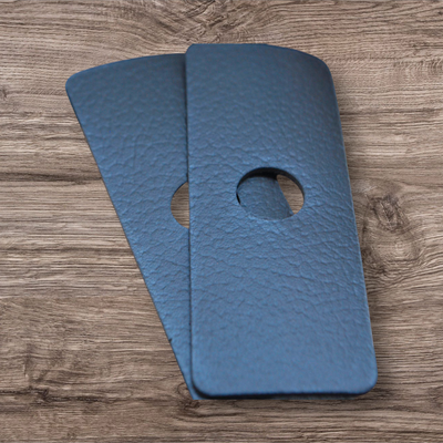 No. 06 – Deep Pebbled Brown Leathers