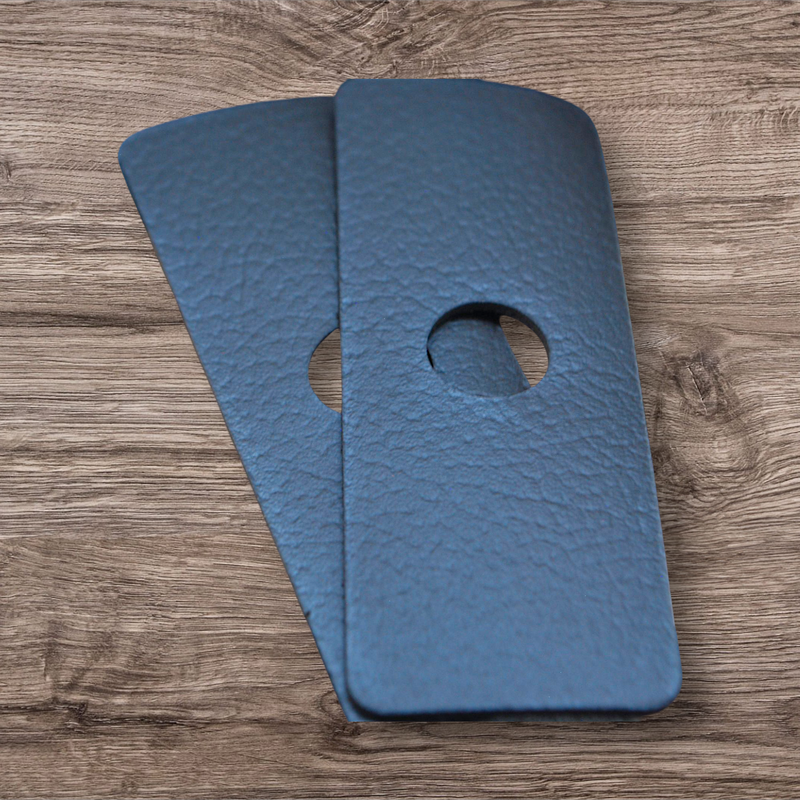 No. 06 – Deep Pebbled Brown Leathers