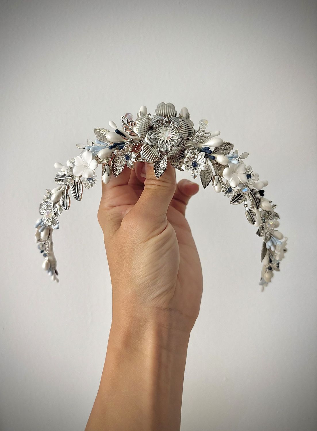 Tiara de flores para novia Isadora