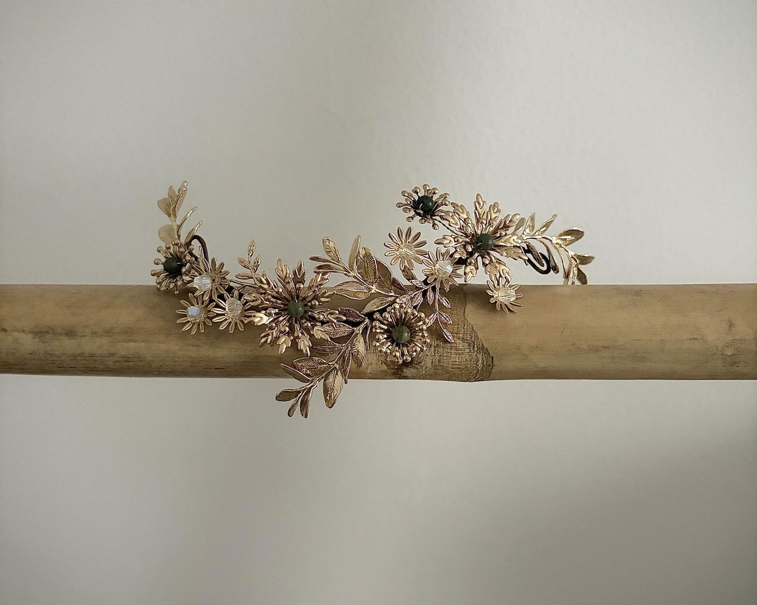 Tocado de novia Imperial Bloom Tocado de novia Imperial Bloom