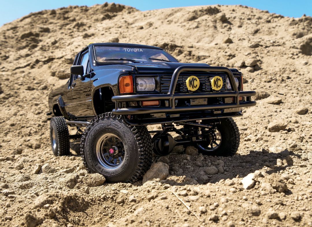Trail Finder 2 LWB with 1987 Toyota XtraCab Body Set RTR