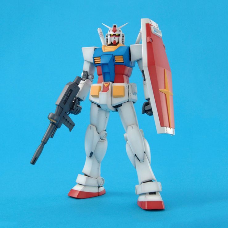 1/100 MG RX-78-2 Gundam Ver.2.0 