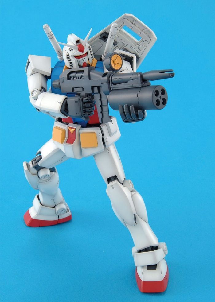 1/100 MG RX-78-2 Gundam Ver.2.0 