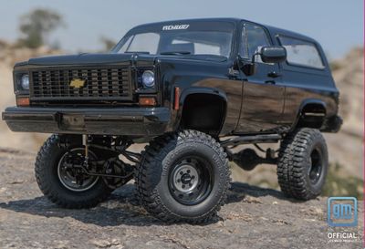 Trail Finder 2 RTR w/Chevrolet Blazer (Midnight Edition)