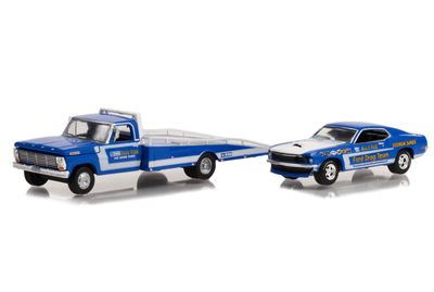 1/64 1969 Ford F-350 Ramp Truck &amp; 1969 Ford Mustang