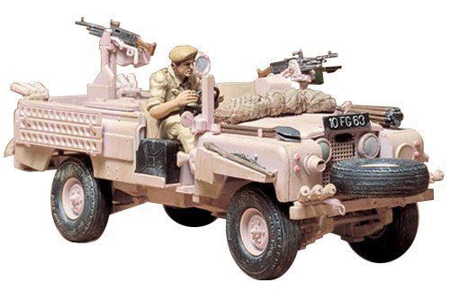 1/35 S.A.S. Land Rover Pink Panther
