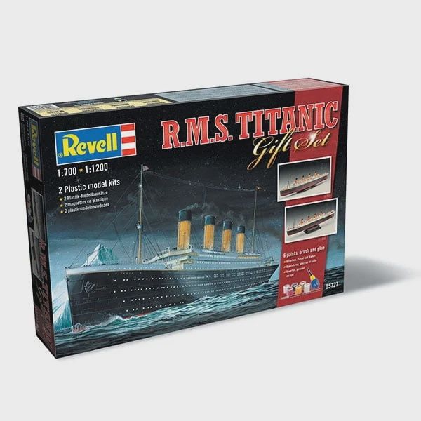 1/700 &amp; 1/1200 RMS Titanic Gift Set