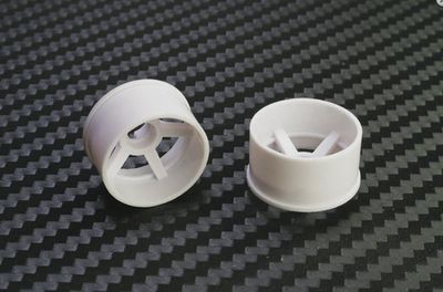 Mini-Z 2WD Machine Cut 5 Spoke Rear Wheel R2 White