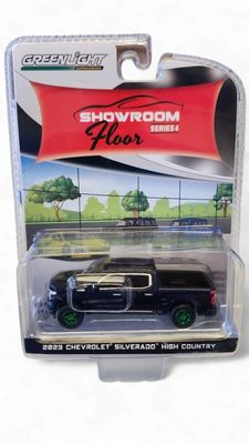 1/64 Showroom Floors Series 4 '23 Chevrolet Silverado High Country Chase