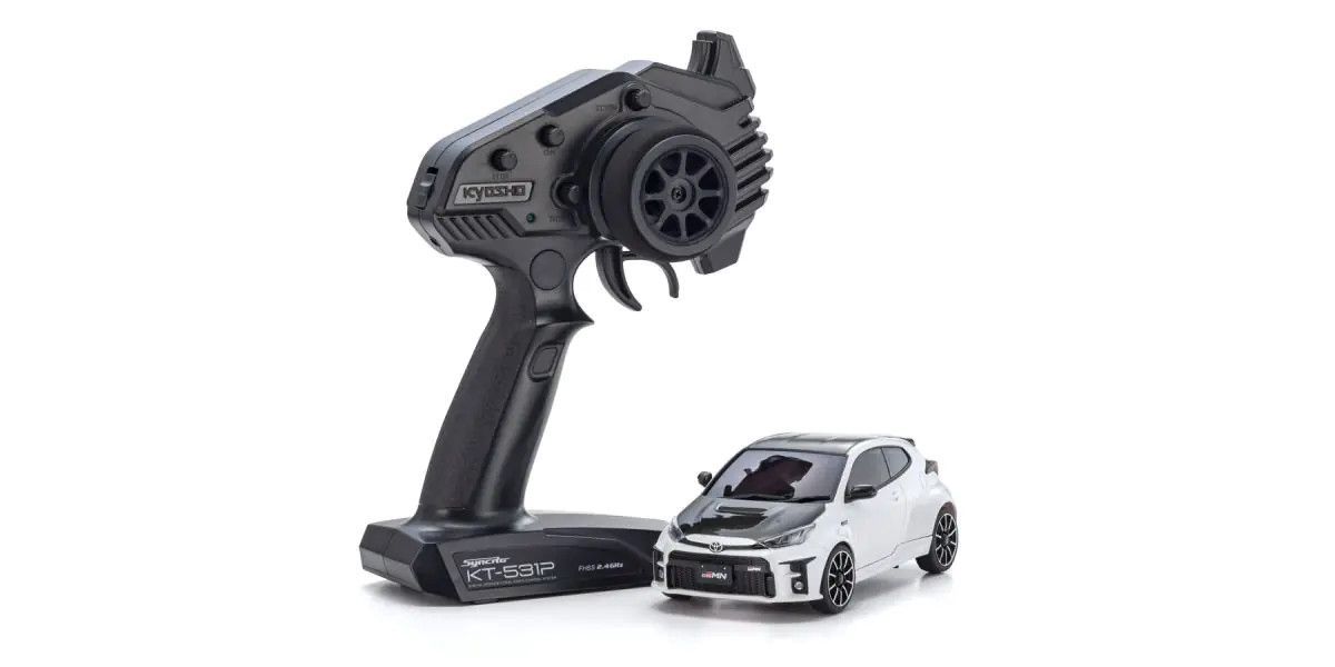 Mini-Z AWD Toyota GRMN Yaris Rally Package Platinum White Pearl Mica