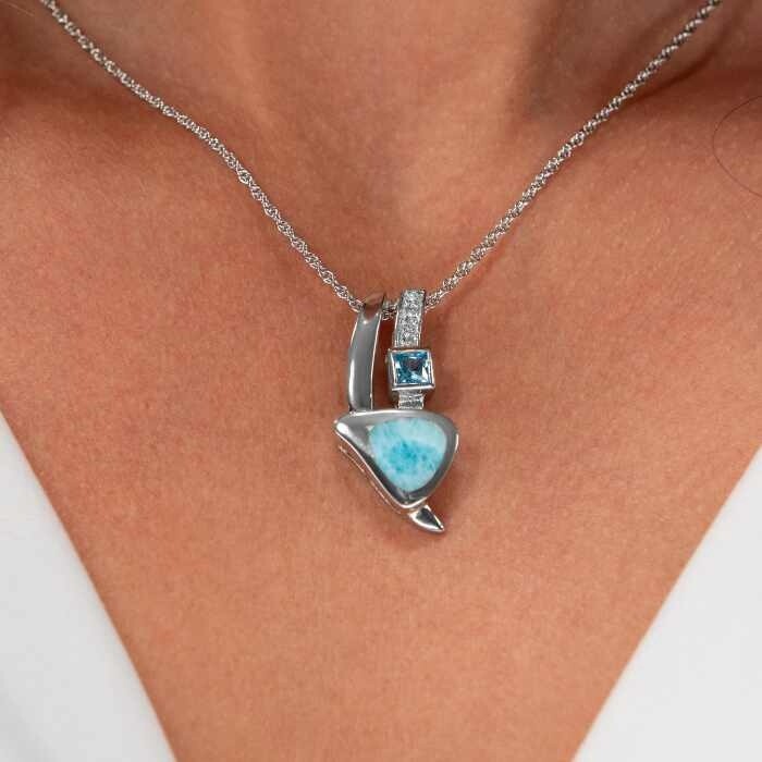 Curva Larimar Necklace
