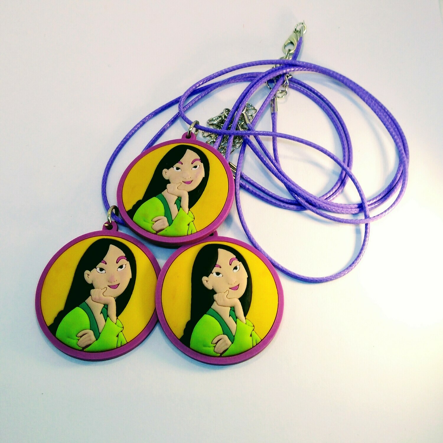 10 Collane Principessa Mulan pendente in PVC