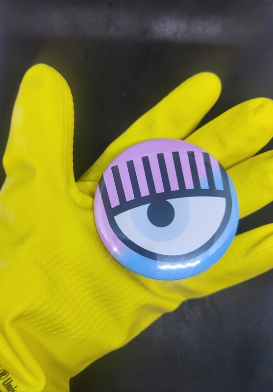 magneti calamite frigo personalizzati con nome regalini fine festa compleanno a tema chiara ferragni
